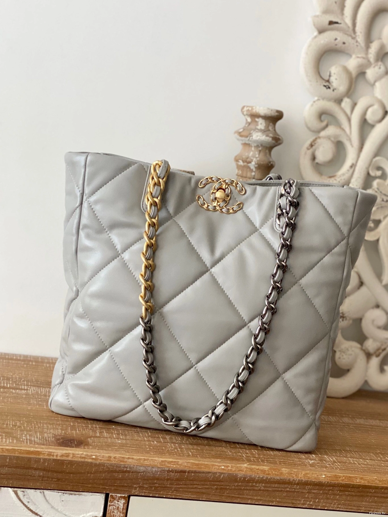 BAG CHANEL 19 SHOPPING 0817
